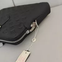 $162.00 USD Louis Vuitton AAA Man Handbags #1359683
