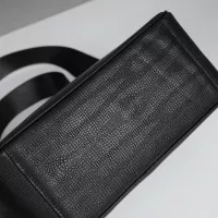 $108.00 USD Louis Vuitton AAA Man Messenger Bags #1359685