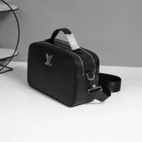 $108.00 USD Louis Vuitton AAA Man Messenger Bags #1359686