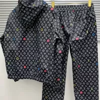 $105.00 USD Louis Vuitton LV Tracksuits Long Sleeved For Men #1361005