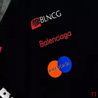 $68.00 USD Balenciaga Hoodies Long Sleeved For Unisex #1361173