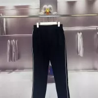 $88.00 USD Gucci Tracksuits Long Sleeved For Men #1362245