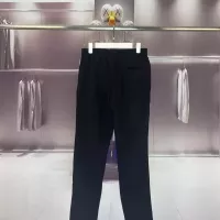 $88.00 USD Gucci Tracksuits Long Sleeved For Men #1362245