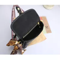 $39.00 USD Louis Vuitton Messenger Bags For Women #1363153