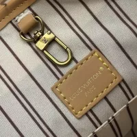 $76.00 USD Louis Vuitton AAA Quality Shoulder Bags For Women #1363189