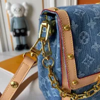 $85.00 USD Louis Vuitton AAA Quality Messenger Bags For Women #1363219