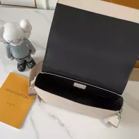 $72.00 USD Louis Vuitton AAA Man Messenger Bags #1363242