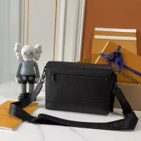 $72.00 USD Louis Vuitton AAA Man Messenger Bags #1363244