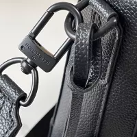 $72.00 USD Louis Vuitton AAA Man Messenger Bags #1363244