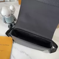$72.00 USD Louis Vuitton AAA Man Messenger Bags #1363244