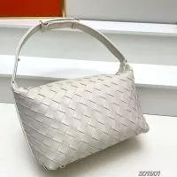 $96.00 USD Bottega Veneta BV AAA Quality Handbags For Women #1363494