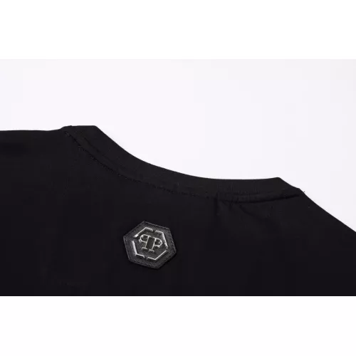 Replica Philipp Plein PP T-Shirts Short Sleeved For Men #1363725 $27.00 USD for Wholesale