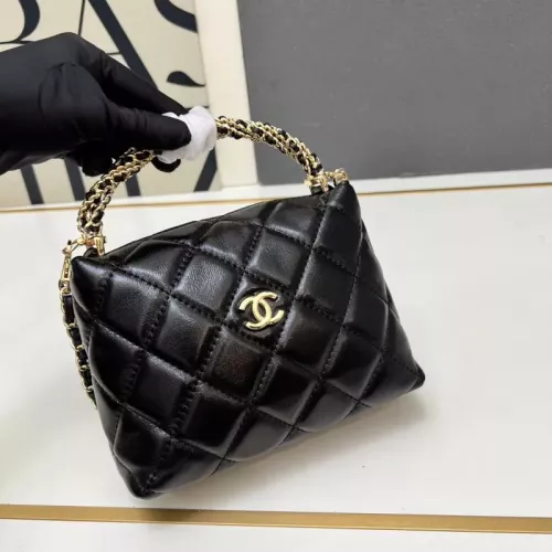 Replica Chanel AAA Quality Messenger Bags For Women #1363817 $82.00 USD for Wholesale