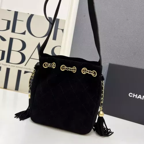 Replica Chanel AAA Quality Messenger Bags For Women #1363849 $92.00 USD for Wholesale