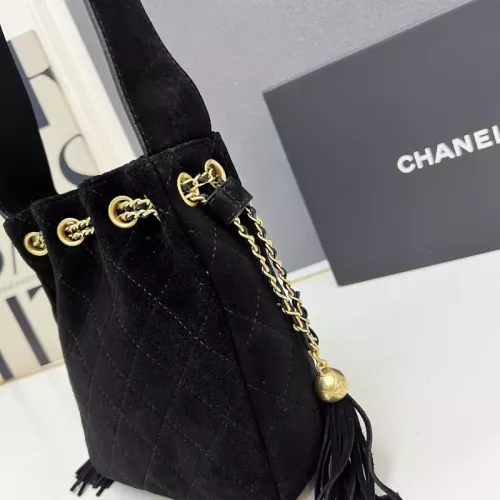 Replica Chanel AAA Quality Messenger Bags For Women #1363849 $92.00 USD for Wholesale
