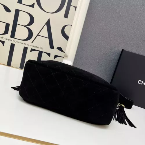 Replica Chanel AAA Quality Messenger Bags For Women #1363850 $98.00 USD for Wholesale