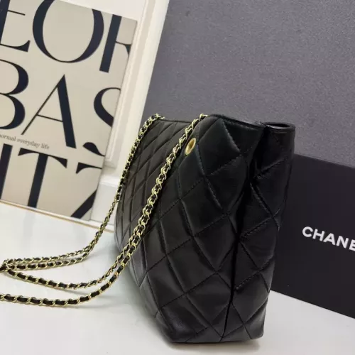 Replica Chanel AAA Quality Shoulder Bags For Women #1363868 $96.00 USD for Wholesale