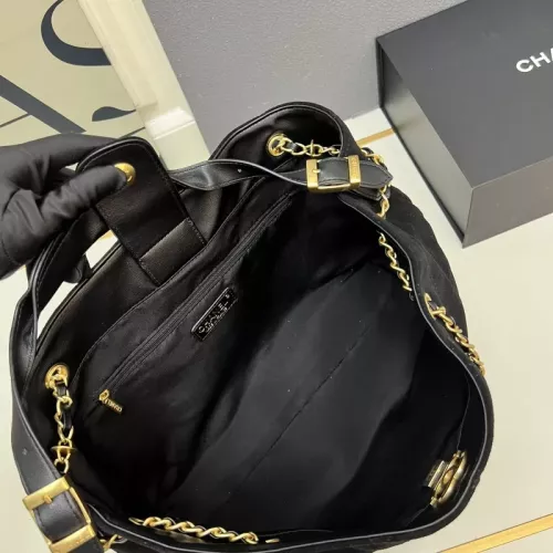 Replica Chanel AAA Quality Shoulder Bags For Women #1363884 $96.00 USD for Wholesale