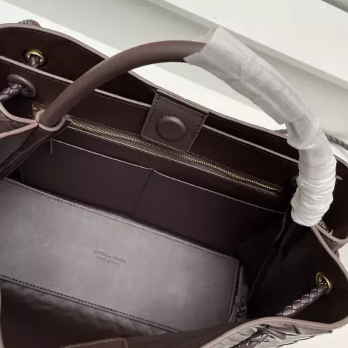 Replica Bottega Veneta BV AAA Quality Handbags For Women #1363952 $102.00 USD for Wholesale