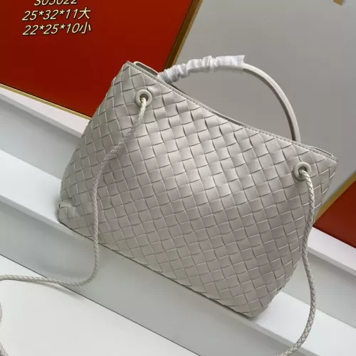 Replica Bottega Veneta BV AAA Quality Handbags For Women #1363959 $108.00 USD for Wholesale