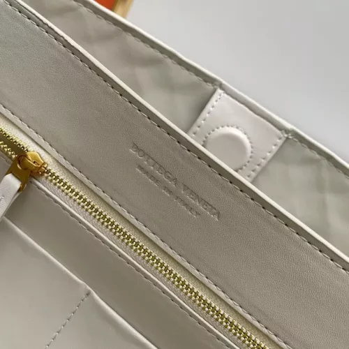 Replica Bottega Veneta BV AAA Quality Handbags For Women #1363959 $108.00 USD for Wholesale