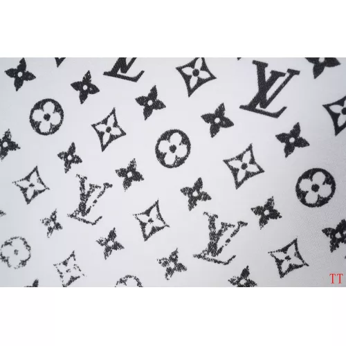 Replica Louis Vuitton LV Hoodies Long Sleeved For Men #1365196 $40.00 USD for Wholesale