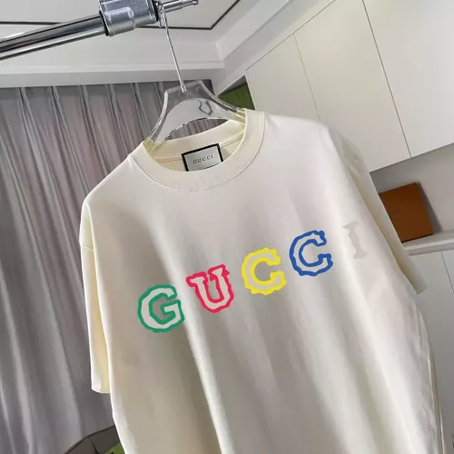 Replica Gucci T-Shirts Short Sleeved For Unisex #1365392 $42.00 USD for Wholesale