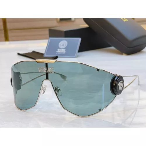 Versace AAA Quality Sunglasses #1366798