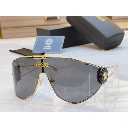 Versace AAA Quality Sunglasses #1366800