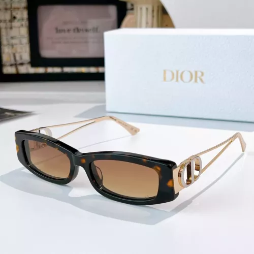 Christian Dior AAA Quality Sunglasses #1367008
