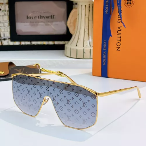 Louis Vuitton AAA Quality Sunglasses #1367151