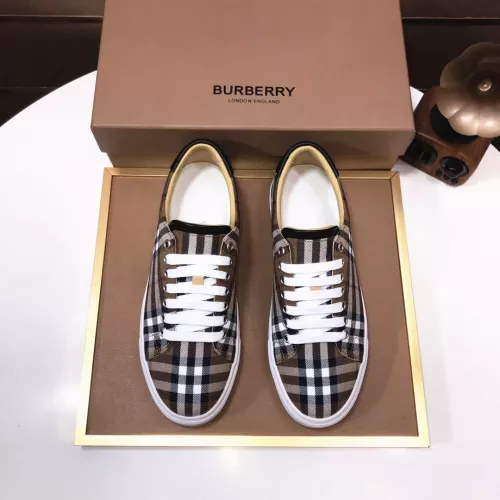 Replica Burberry Casual Shoes For Men #1367248 $92.00 USD for Wholesale