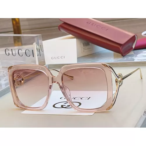 Gucci AAA Quality Sunglasses #1367442