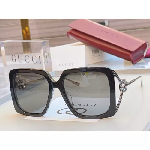 Gucci AAA Quality Sunglasses #1367445