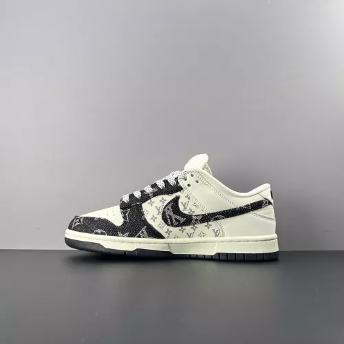Replica Nike SB Dunk-Low For Men #1367946 $92.00 USD for Wholesale
