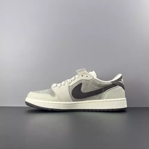 Replica Nike SB Dunk-Low For Men #1367958 $92.00 USD for Wholesale