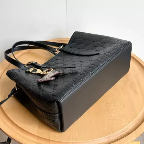 Replica Gucci AAA Quality Shoulder Bags For Women #1368824 $82.00 USD for Wholesale