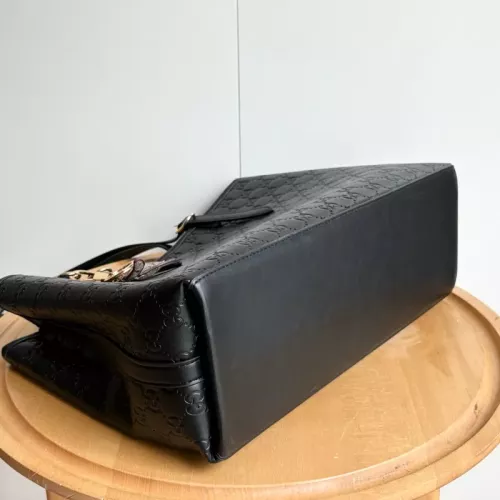 Replica Gucci AAA Quality Shoulder Bags For Women #1368825 $85.00 USD for Wholesale