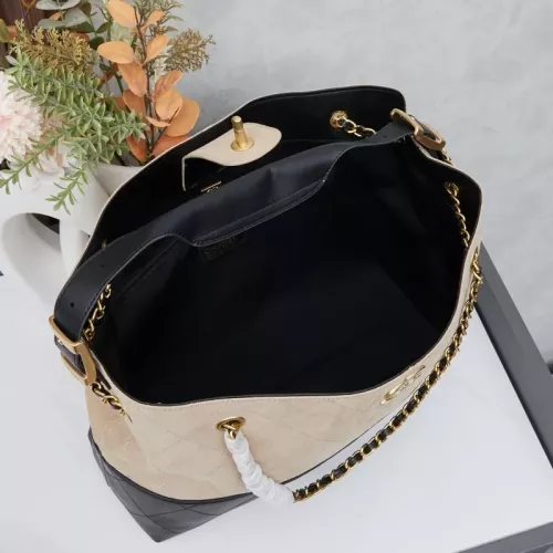 Replica Chanel AAA Quality Shoulder Bags For Women #1368862 $92.00 USD for Wholesale