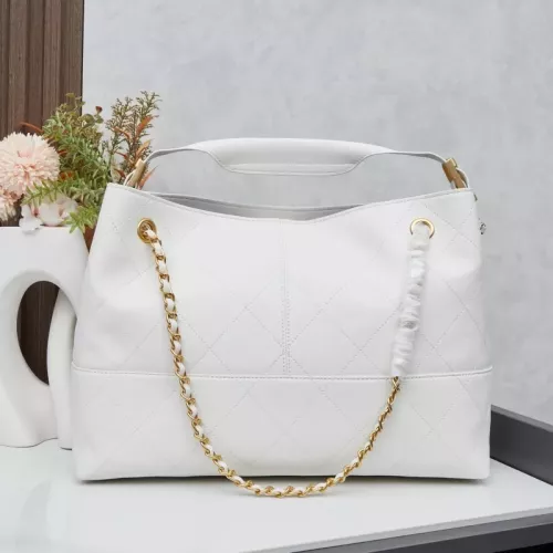 Replica Chanel AAA Quality Shoulder Bags For Women #1368868 $92.00 USD for Wholesale