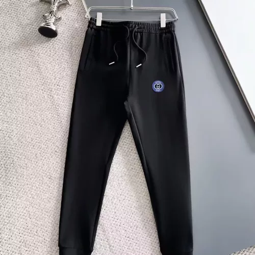 Replica Gucci Tracksuits Long Sleeved For Men #1370303 $82.00 USD for Wholesale