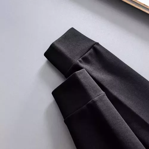 Replica Gucci Tracksuits Long Sleeved For Men #1370305 $82.00 USD for Wholesale