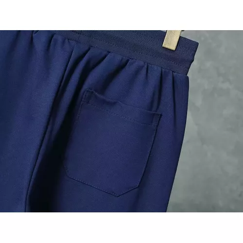 Replica Gucci Tracksuits Long Sleeved For Men #1370405 $82.00 USD for Wholesale