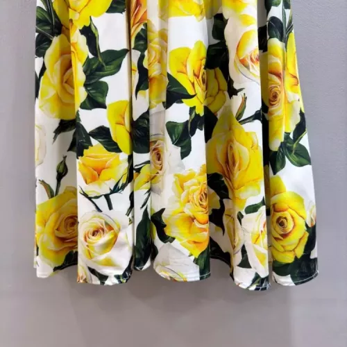 Replica Dolce & Gabbana Dresses Sleeveless For Women #1370642 $100.00 USD for Wholesale