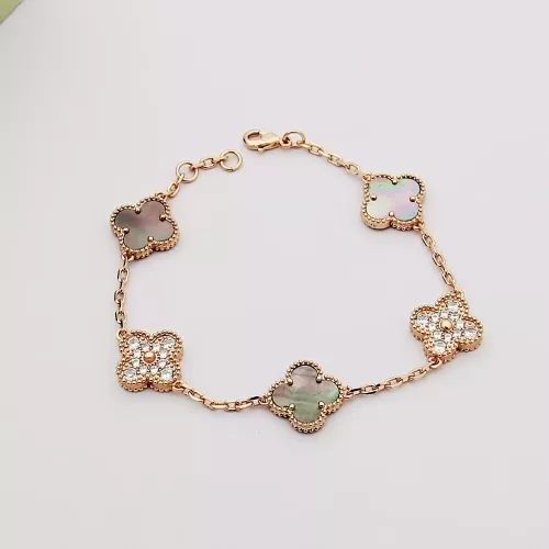 Van Cleef &amp; Arpels Bracelets For Women #1371288 $29.00 USD, Wholesale Replica Van Cleef &amp; Arpels Bracelets