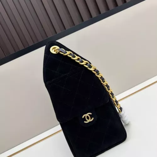 Replica Chanel AAA Quality Shoulder Bags For Women #1371965 $92.00 USD for Wholesale
