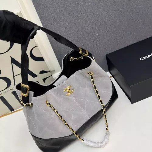 Replica Chanel AAA Quality Shoulder Bags For Women #1371992 $96.00 USD for Wholesale
