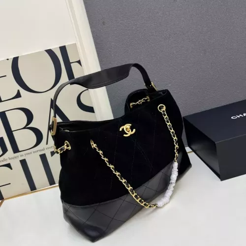 Replica Chanel AAA Quality Shoulder Bags For Women #1371993 $96.00 USD for Wholesale