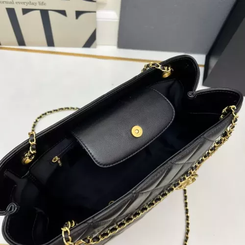 Replica Chanel AAA Quality Shoulder Bags For Women #1372010 $96.00 USD for Wholesale