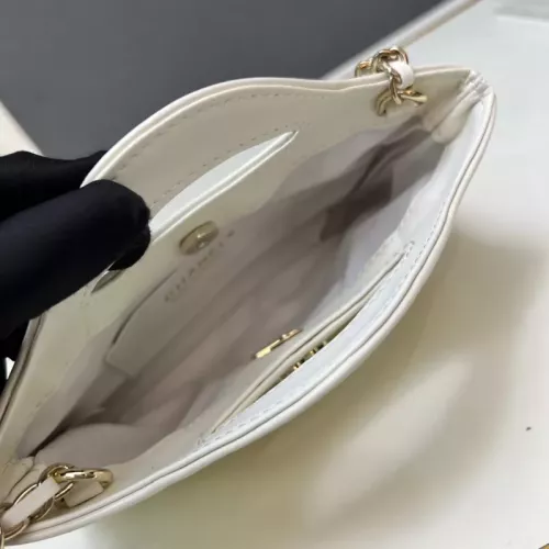 Replica Chanel AAA Quality Messenger Bags For Women #1372023 $76.00 USD for Wholesale